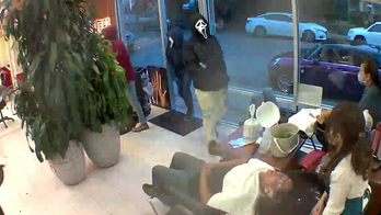 Seattle hair salon robbed by armed men in ‘Scream’ masks