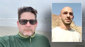 Brian Laundrie should surrender, former fugitive says