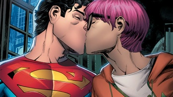 Dean Cain: Superman being bisexual in DC Comics is 'bandwagoning'