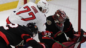 Oshie's hat trick lifts Capitals over Senators, 7-5
