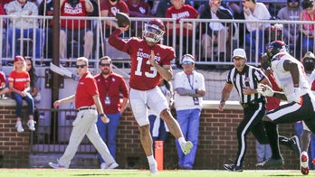 Williams throws 6 TD passes, No. 4 Oklahoma routs Texas Tech