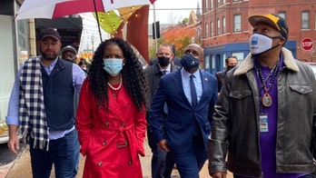 St. Louis mayor barely pauses as sounds of gunfire interrupt news conference on violence
