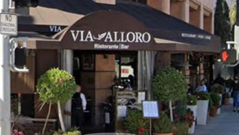 Beverly Hills shooting: Attempted robbery outside restaurant leaves patron shot in leg, police say