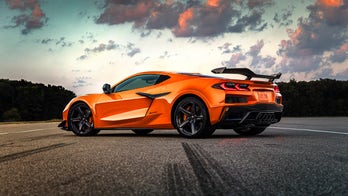 2023 Chevrolet Corvette Z06 revealed with race car-style V8