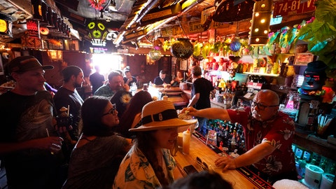Los Angeles County mandates take effect for indoor bars, nightclubs; other rules coming in November