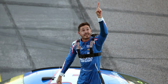 Larson won three races in a row in October. 
