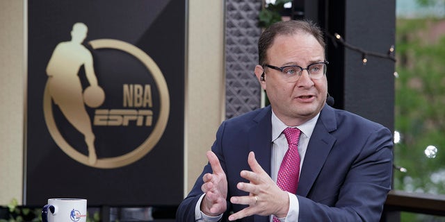 Adrian Wojnarowski Brags About Online Stats With Potential Sources ...