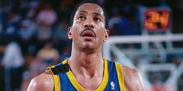 SACRAMENTO, CA - MARCH 29:  Alex English #12 of the Denver Nuggets shoots a foul shot during a game against the Sacramento Kings on March 29, 1988 at Arco Arena in Sacramento, California.