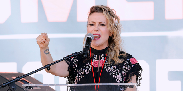 LOS ANGELES, CALIFORNIA - OCTOBER 02: Alyssa Milano attends Women's March Action: March 4 Reproductive Rights at Pershing Square on October 02, 2021 in Los Angeles, California. (Photo by Amy Sussman/Getty Images) 