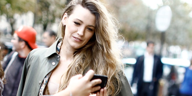 Blake Lively called out an Instagram account after it shared a paparazzi photo of the three daughters she shares with Ryan Reynolds.