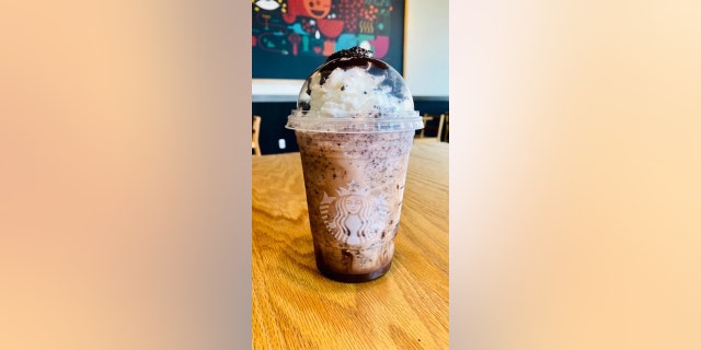 Fans can get the "Bride of Chucky" drink by ordering a Grande Chocolate Cookie Crumble Creme Frappuccino with white mocha sauce instead of mocha sauce, two pumps of funnel cake syrup and extra mocha drizzle.