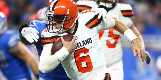 Cody Kessler #6 of the Cleveland Browns runs the ball against the Detroit Lions at Ford Field on Nov. 12, 2017, in Detroit, Michigan.