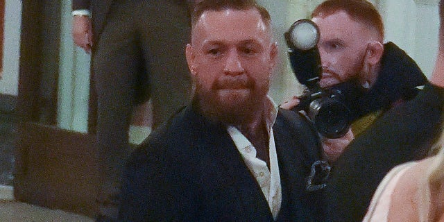 Conor McGregor e sua moglie Dee Devlin sono stati visti il ​​15 ottobre 2021 a Roma, in Italia.