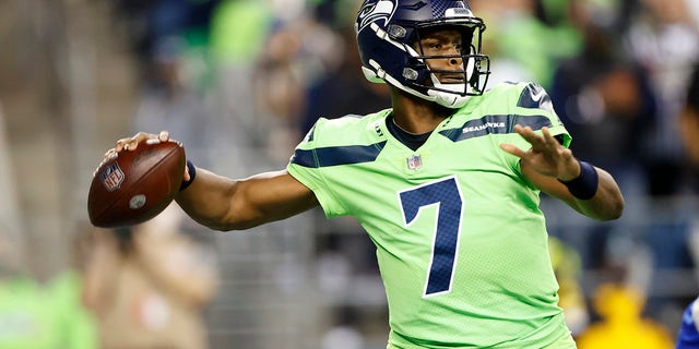 Seattle Seahawks quarterback Geno Smith passes against the Los Angeles Rams in the second half of an NFL football game on Thursday, October 7, 2021, in Seattle.  Smith arrived as starting quarterback Russell Wilson had an assessed hand injury.
