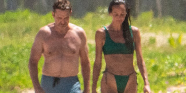 Gerard Butler and on-and-off girlfriend, Morgan Brown, were spotted in Puerto Rico.