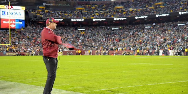 Head coach Jay Gruden of the Washington Redskins during the first half against the Philadelphia Eagles at FedEx Field on December 30, 2018 in Landover, Maryland. 