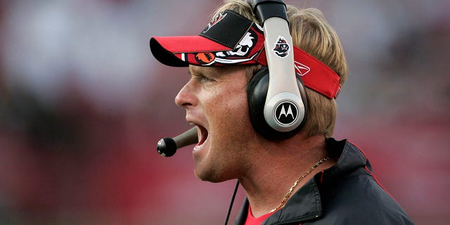 Buccaneers head coach Jon Gruden late in the game as the San Francisco 49ers defeated the Tampa Bay Buccaneers by a score of 15 to 10 at Monster Park, San Francisco, California, Oct. 30, 2005.