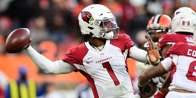Kyler Murray #1 of the Arizona Cardinals throwing the ball during the fourth quarter against the Cleveland Browns at FirstEnergy Stadium on Oct. 17 in Cleveland.