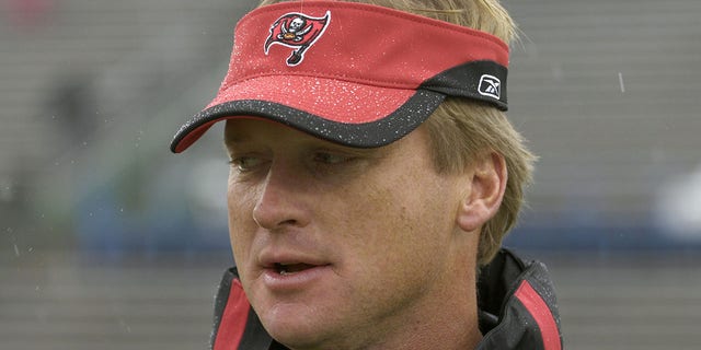 Tampa Bay Buccaneers coach Jon Gruden directs the North team at the 2007 Under Armour Senior Bowl in Mobile Jan. 27. 