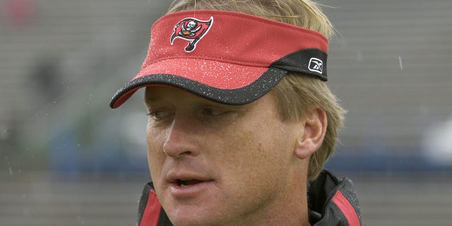 Tampa Bay Buccaneers coach Jon Gruden directs the North team at the 2007 Under Armour Senior Bowl in Mobile Jan. 27. 