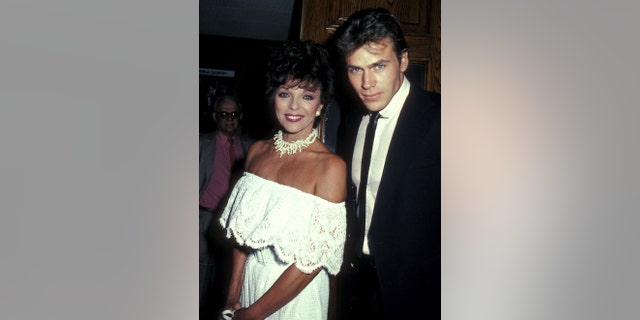 Jon-Erik Hexum caught the eye of ‘Dynasty’ icon Joan Collins and the two two starred in the 1983 TV movie ‘The Making of a Male Model’.