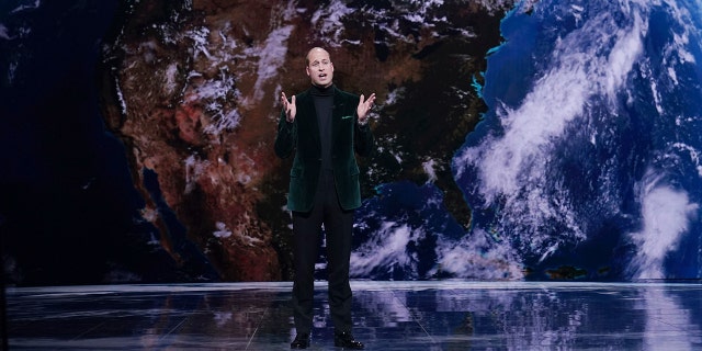 Prins William, Duke of Cambridge on stage during the first Earthshot Prize awards ceremony at Alexandra Palace on October 17, 2021 in Londen, Engeland.