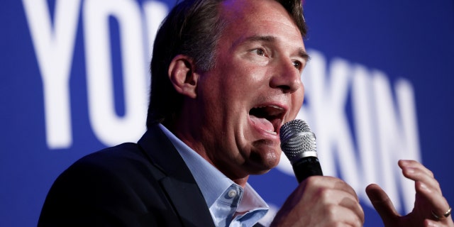 Virginia gubernatorial candidate Glenn Youngkin speaks during a campaign event in McLean, Virginia, July 14, 2021. REUTERS/Evelyn Hockstein/File Photo