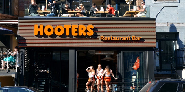 A Hooters server recently revealed where restaurant employees get the tights for their uniforms in a now-viral TikTok video.