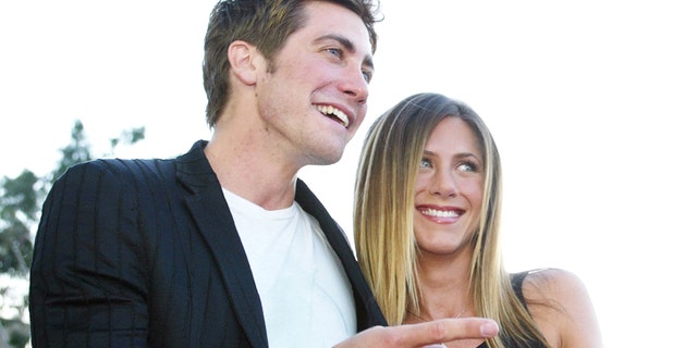 Gyllenhaal and Aniston at the premiere of ‘The Good Girl’ in 2002.