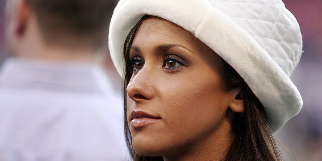 Jenn Sterger on the sidelines before the Buffalo Bills vs New York Jets game at Giants Stadium in East Rutherford, New Jersey on December 10, 2006.  The Bills won 31-13.