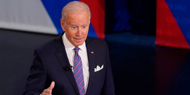 Biden Widely Mocked On Social Media For Bizarre Hand Gestures | Fox News