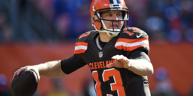Josh McCown #13 of the Cleveland Browns looks to pass during the first quarter against the New York Giants at FirstEnergy Stadium on Nov, 27, 2016, in Cleveland, Ohio.
