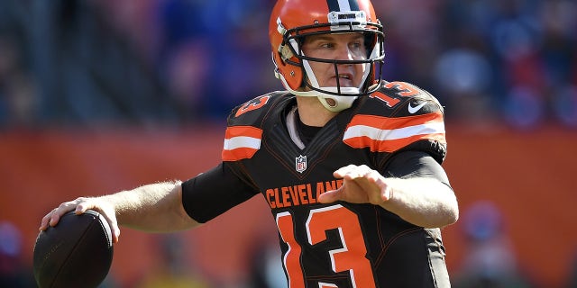 Josh McCown #13 of the Cleveland Browns looks to pass during he first quarter against the New York Giants at FirstEnergy Stadium on November 27, 2016 in Cleveland, Ohio.