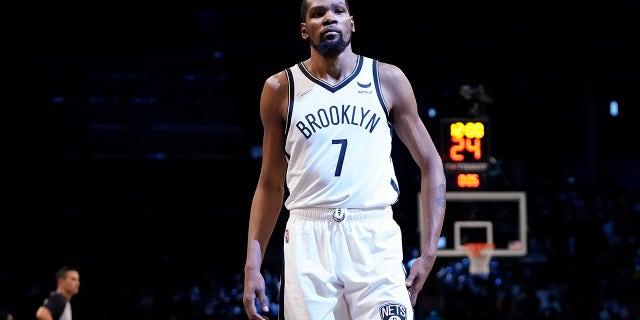 Brooklyn Nets' Kevin Durant (7) gets into position during the second half of a preseason NBA basketball game against the Minnesota Timberwolves, Thursday, Oct. 14, 2021, in New York.