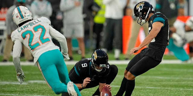 jaguars rely on matthew wright s two clutch field goals to snap losing streak fox news