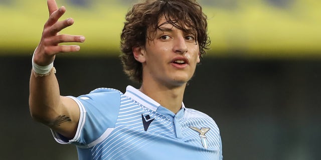 PARMA, ITALY - 四月 28: Romano Floriani Mussolini of SS Lazio reacts during the Primavera TIM Cup Final match between ACF Fiorentina and SS Lazio at Ennio Tardini Stadium on April 28, 2021 in Parma, 意大利.
