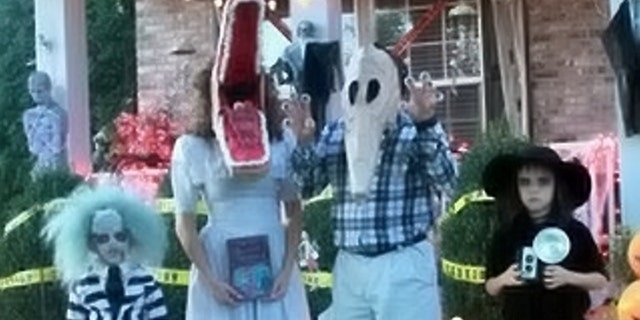 In 2016, the family won a prize for their "Beetlejuice" costumes. (SWNS)