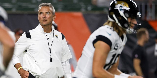 Head coach Urban Meyer of the Jacksonville Jaguars looks on before the game against the Cincinnati Bengals at Paul Brown Stadium on September 30, 2021 in Cincinnati, Ohio.