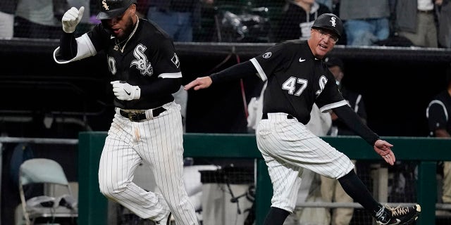 Jim Kaat makes slavery reference when trying to compliment White Sox slugger Yoán Moncada - Fox News 4 The Chicago White Sox’ Yoán Moncada, left, celebrates with third base coach Joe McEwing after hitting a two-run home run during the eighth inning of a baseball game against the Detroit Tigers in Chicago, Saturday, Oct. 2, 2021.