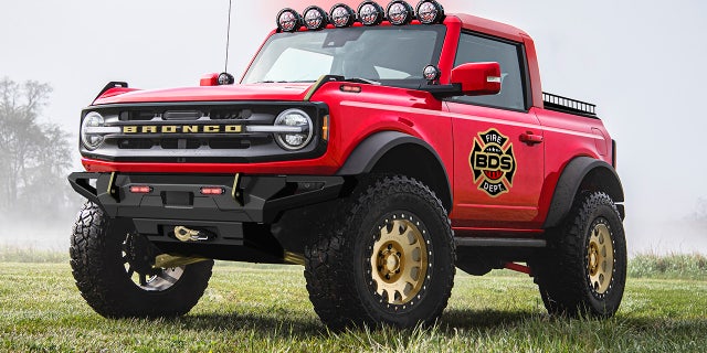 BDS suspensions built the ultimate Bronco firefighting truck.