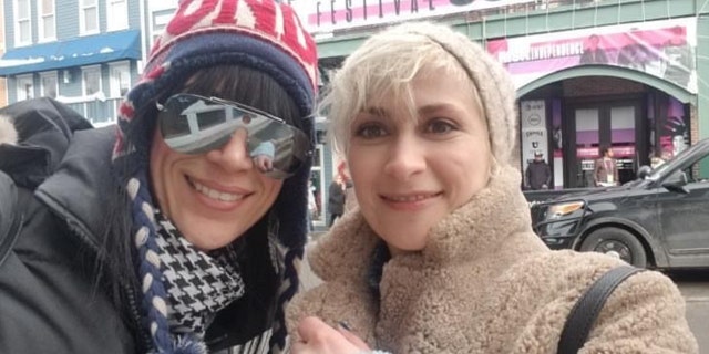 Alec Baldwin shooting victim Halyna Hutchins would be angry about her death 1 Jupiter Makins and Halyna Hutchins. The late cinematographer's friend said this was her ‘favorite picture. 'I caught her in my sunglasses. I didn't even notice but her keen eye did,' Makins told Fox News.
