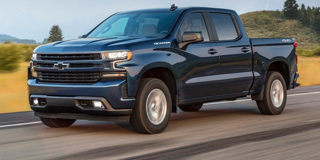 2021 Chevrolet Silverado RST