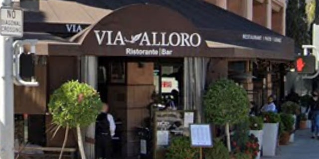 Beverly Hills shooting: Attempted robbery outside restaurant leaves