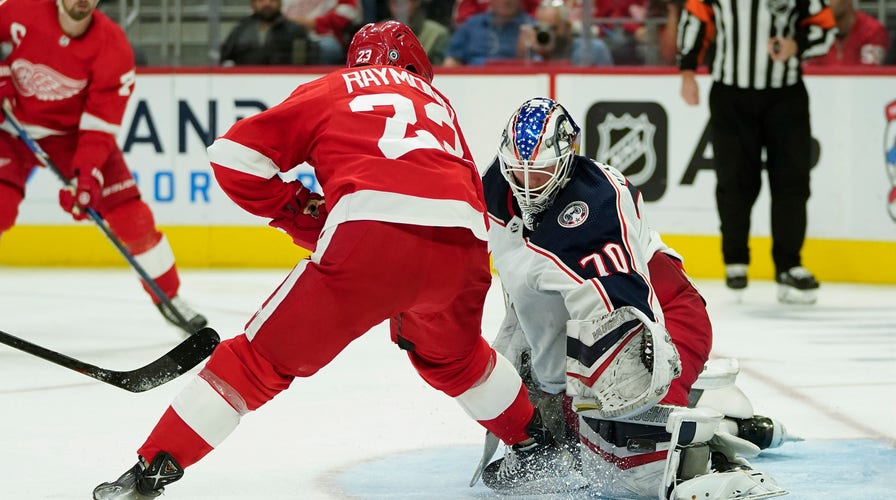 Dylan Larkin named Big Ten's second star of the week