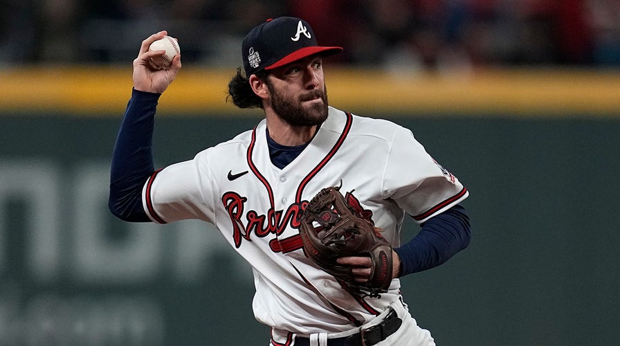 What do Atlanta Braves do with Dansby Swanson?