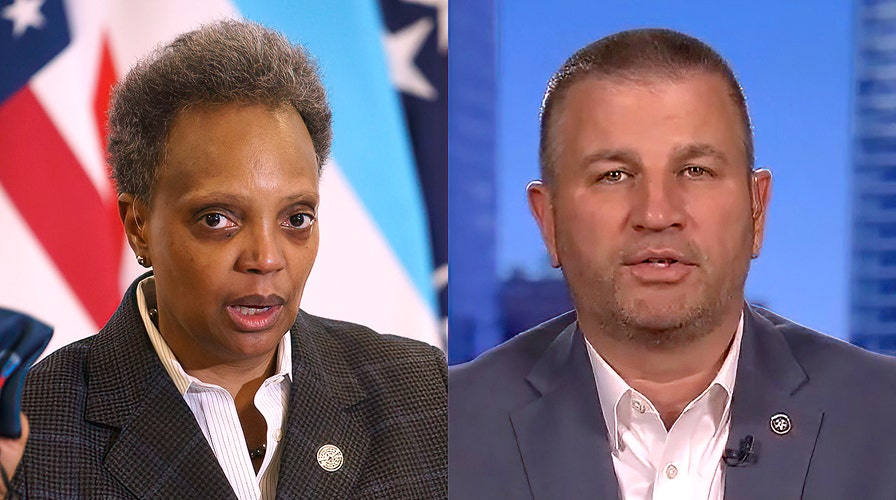 Chicago police union boss bashes Lightfoot's COVID mandate
