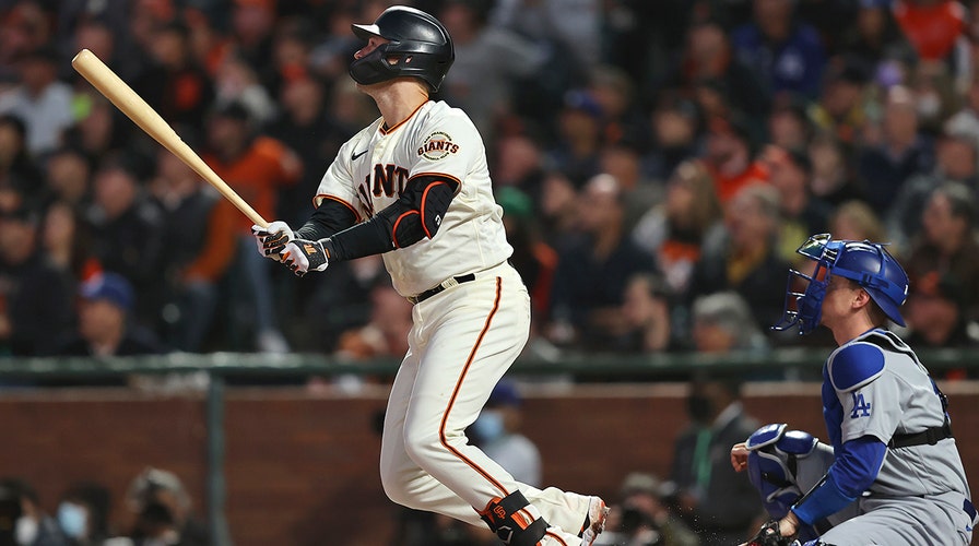 Giants' Buster Posey will announce retirement: report