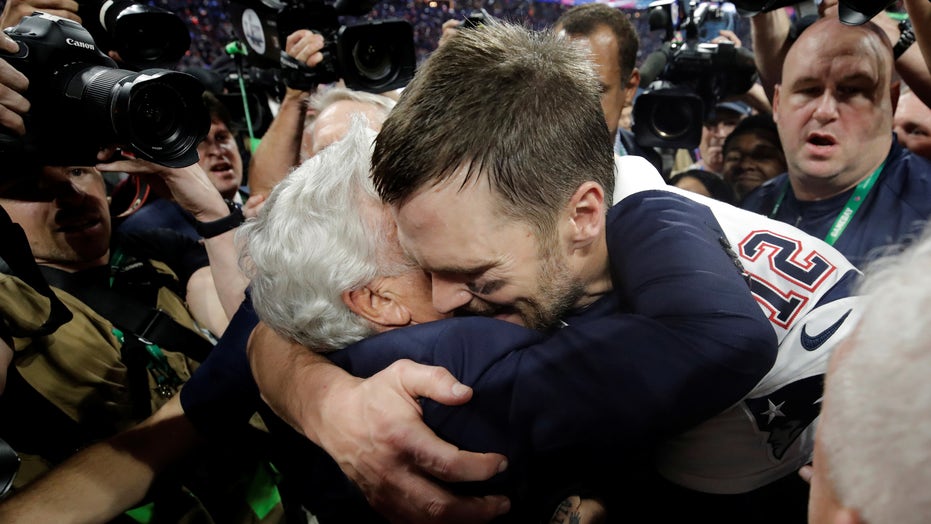 Tom Brady retires: Patriots, Robert Kraft express gratitude following QB’s retirement announcement