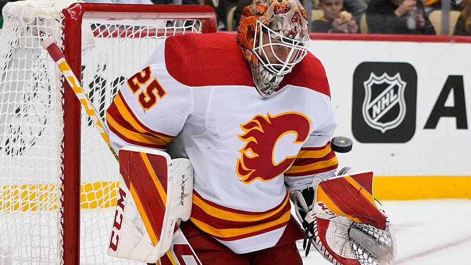 Markstrom records another shutout, Flames top Penguins 4-0