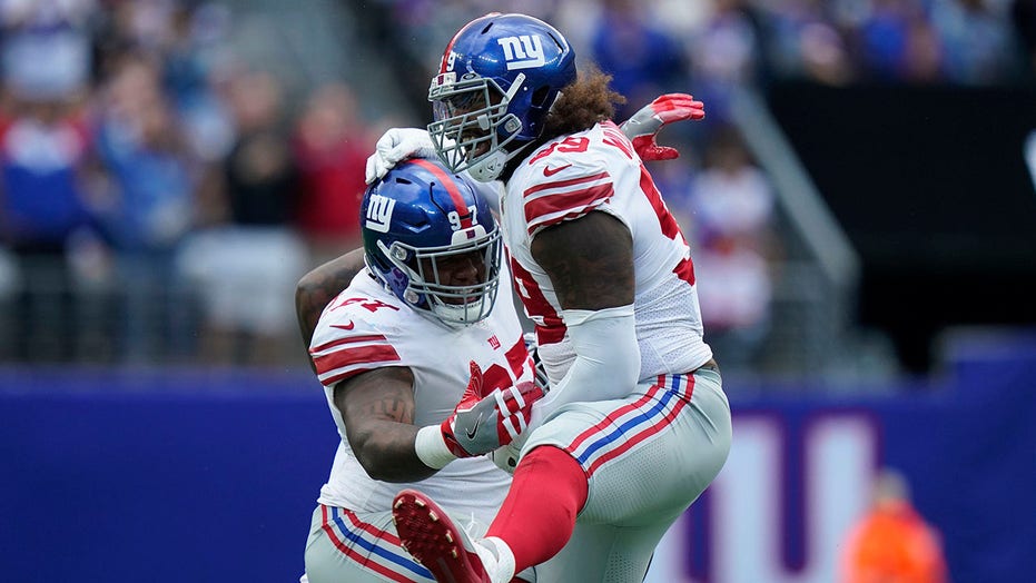 Giants’ Leonard Williams unhappy with fans booing the team: ‘I don’t like that’
